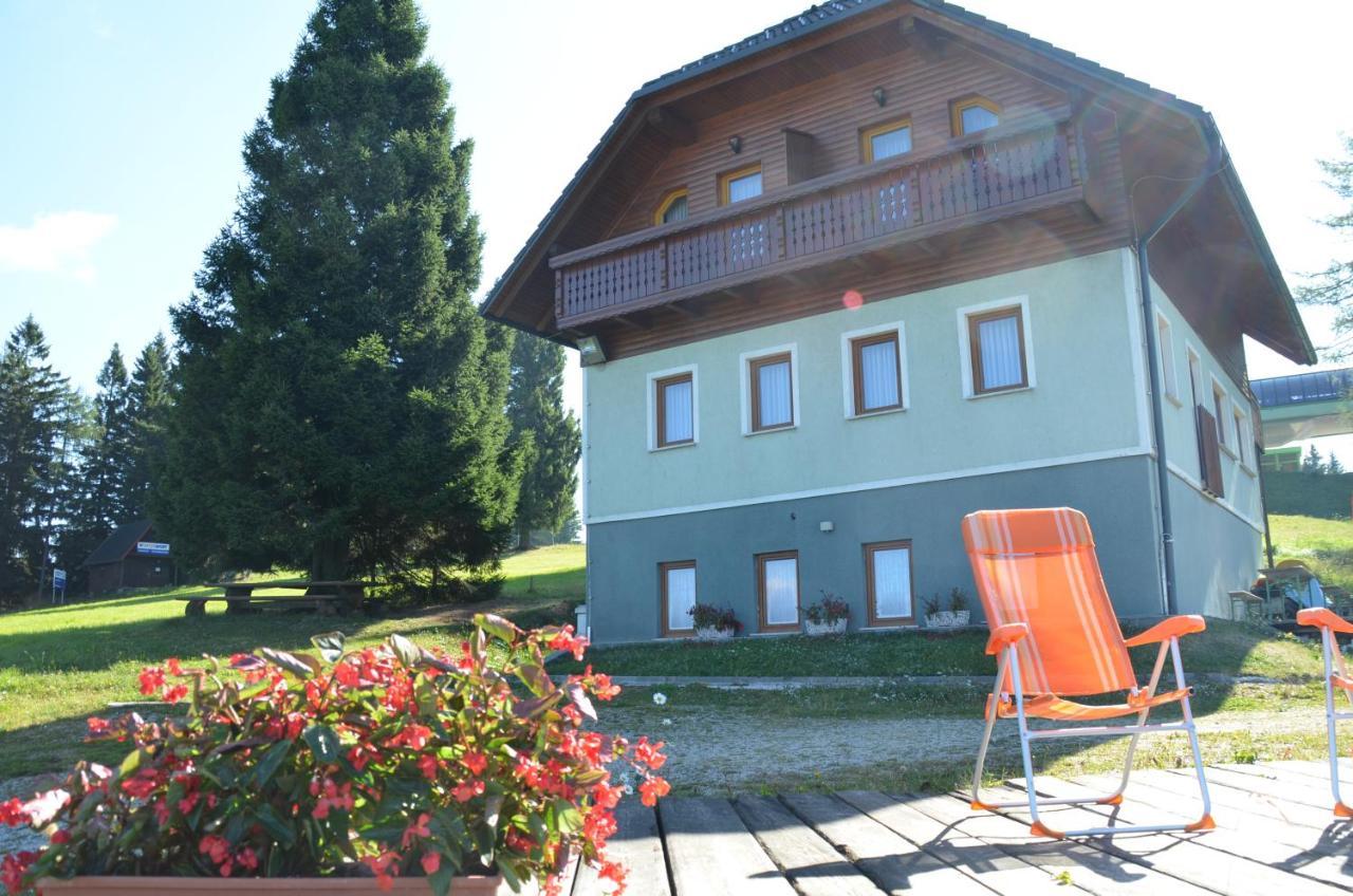 Apartmaji Srnca Cerkno Exteriér fotografie