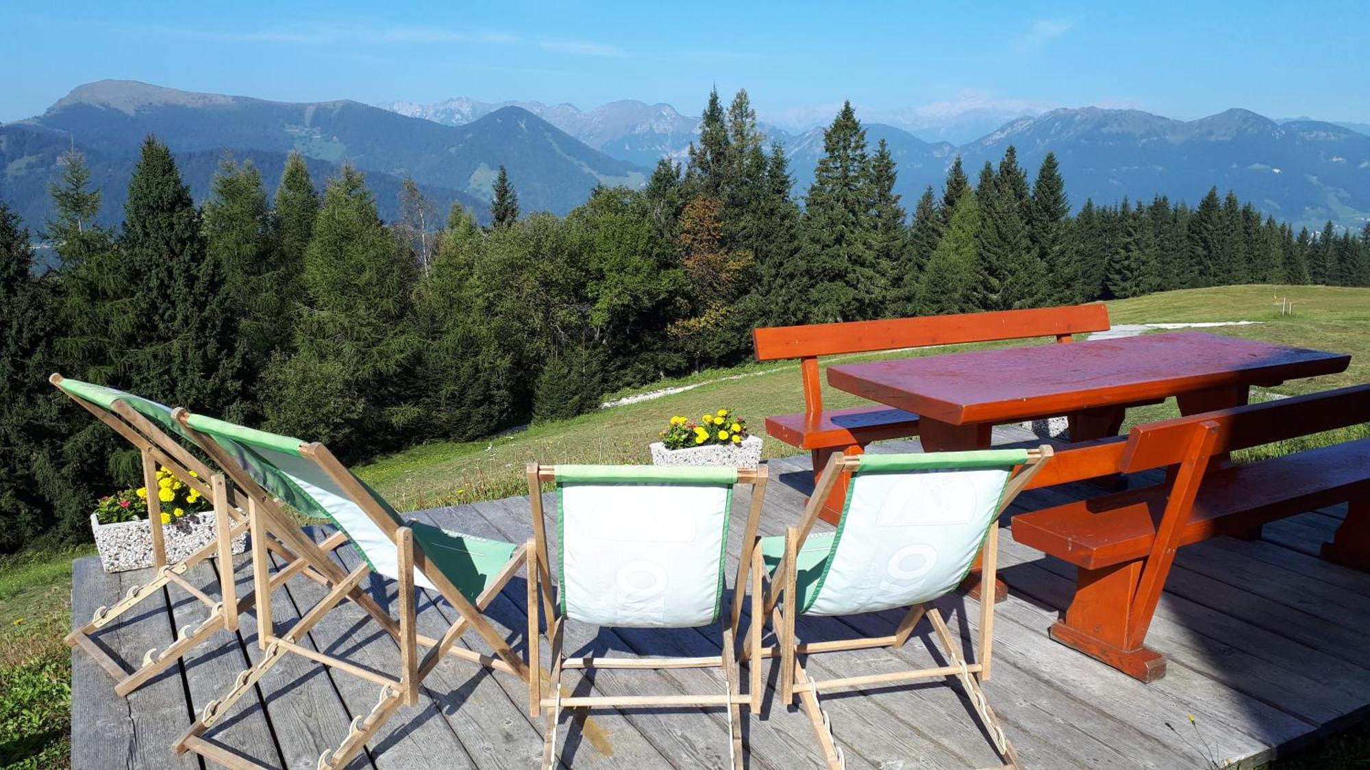 Apartmaji Srnca Cerkno Exteriér fotografie