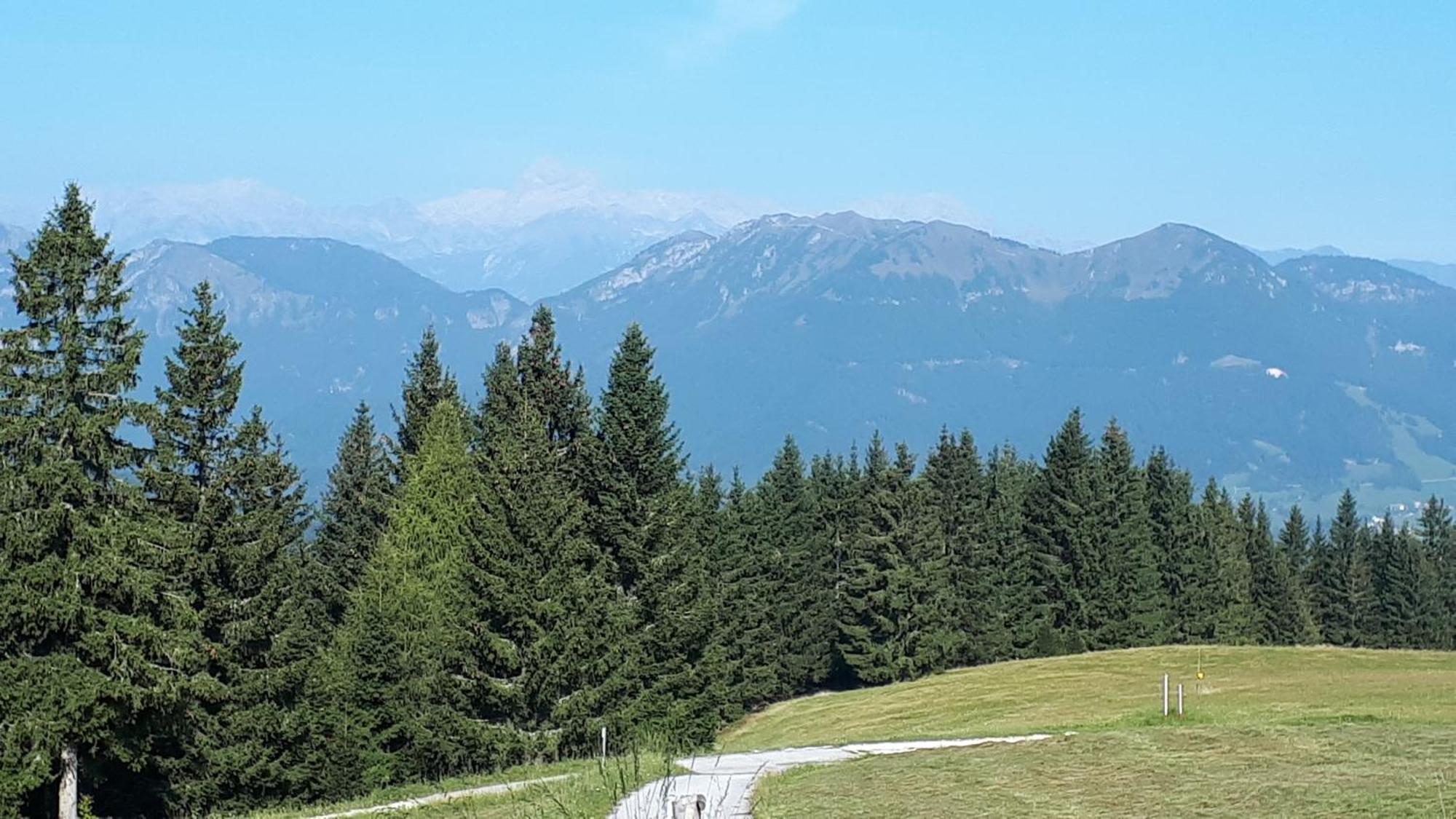 Apartmaji Srnca Cerkno Exteriér fotografie